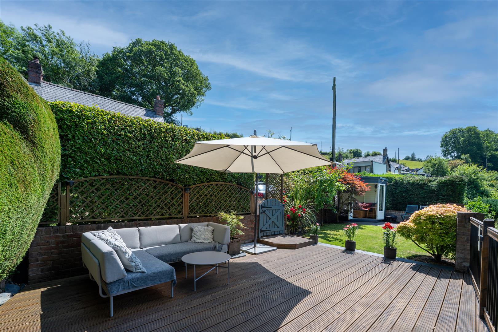 Slimbridge Cottage, 8 Pontfaen, Wrexham, LL14 5EW SSTC Slimbridge Cottage, 8 Pontfaen, Wrexham, LL14 5EW SSTC